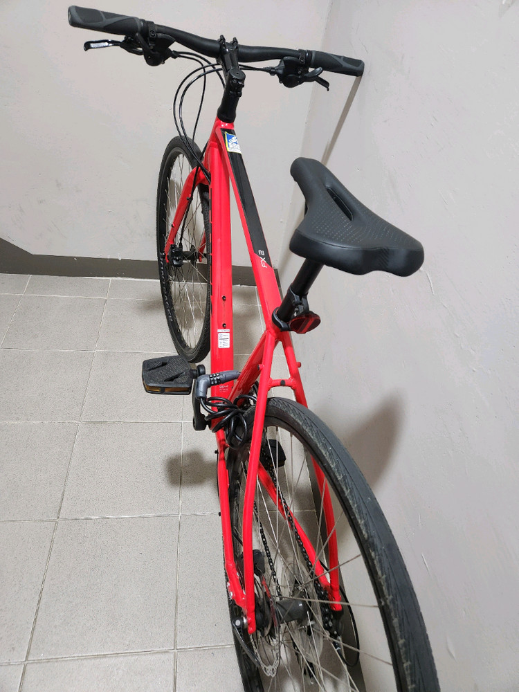 TREK FX2 24단 A급 성인용 하이브리드 자전거 m사이즈팝니다. 이미지