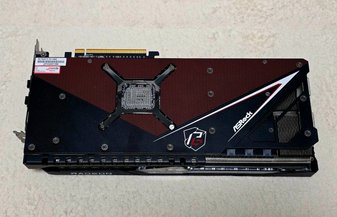 AMD 라데온 ASROCK 팬텀게이밍 7900XTX 24GB 그래픽카드 이미지