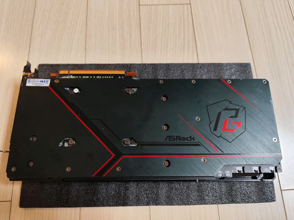 라데온 RX 6800 XT 그래픽카드 이미지