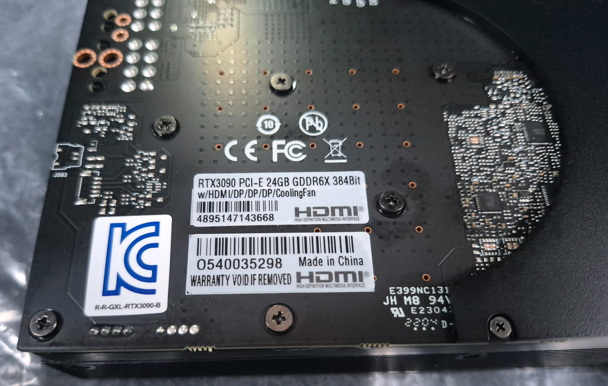 지포스 RTX 3090 그래픽카드 거의 새것 판매합니다 이미지