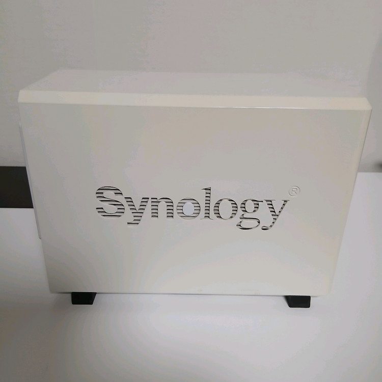 시놀로지 DS216j 나스 이미지