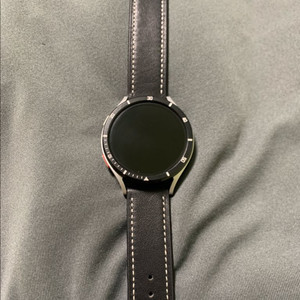 갤럭시워치4 LTE 44mm 실버 + 충전기 이미지