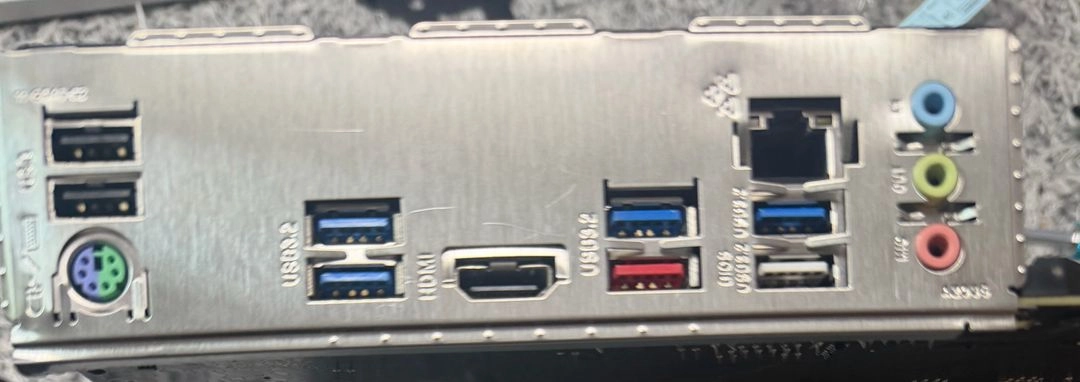 기가바이트 z490 ud 메인보드 이미지