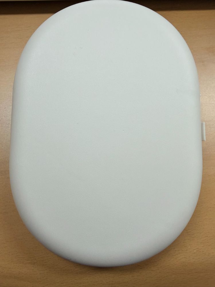 Bose QC Ultra 화이트 스모크 이미지
