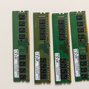삼성 DDR4 8GB PC4-2133P 램 4개 팝니다 이미지