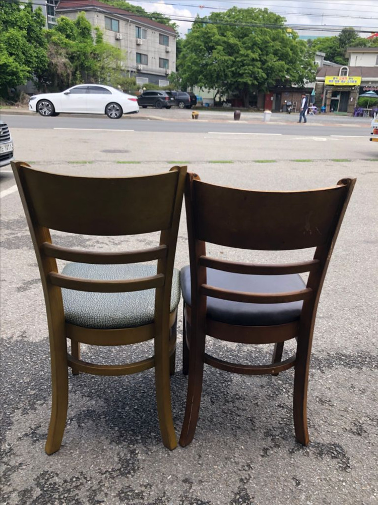 식당의자 이미지