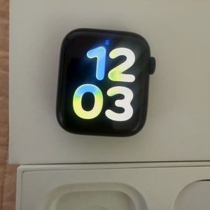 스마트워치 SE3 44mm gps 이미지