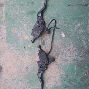 AK550 좌.우 마스타실린더 이미지