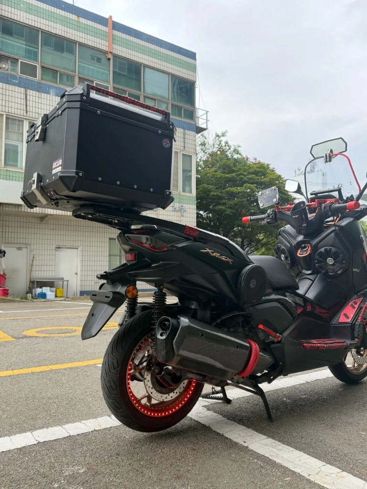 xmax300 페리 23년 스피커튜닝차량 이미지