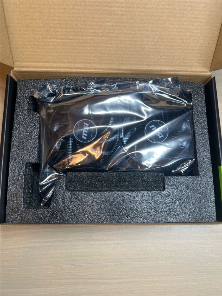 MSI RTX 4060 벤투스 이미지