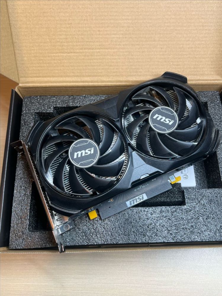 MSI RTX 4060 벤투스 이미지
