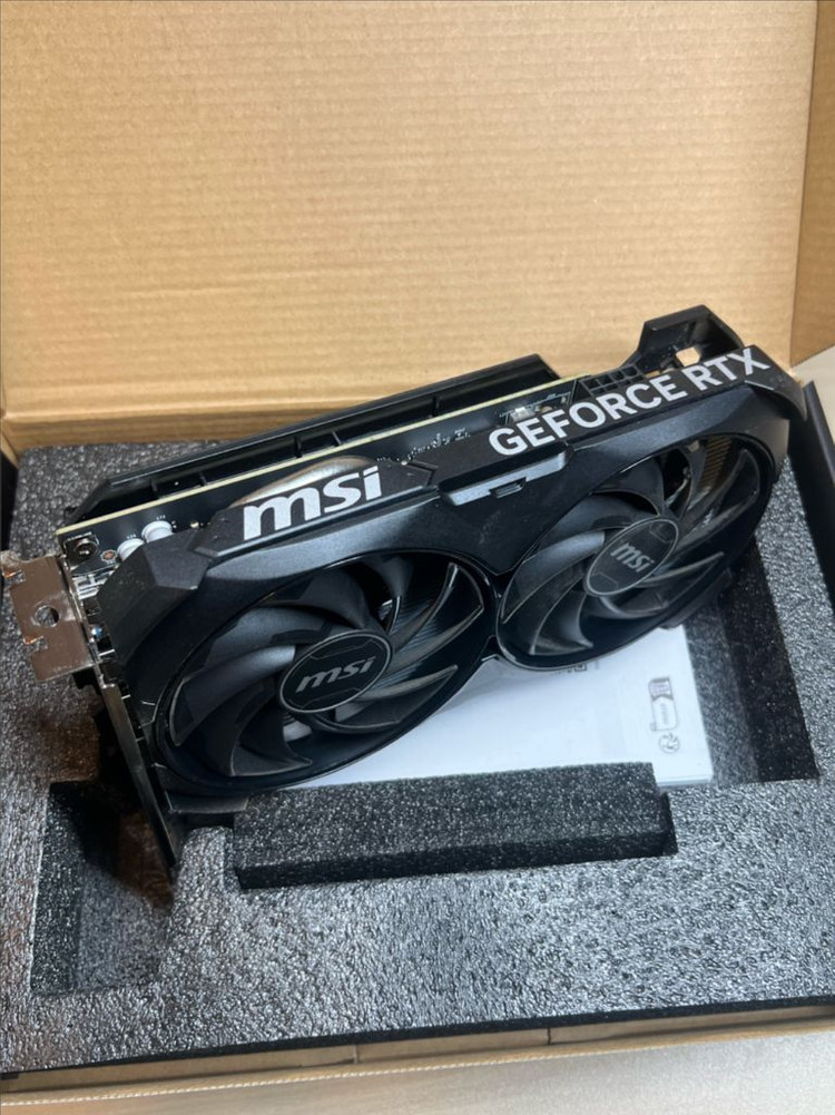 MSI RTX 4060 벤투스 이미지
