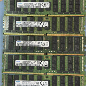 삼성 DDR4 64GB. 2666 서버 메모리 이미지