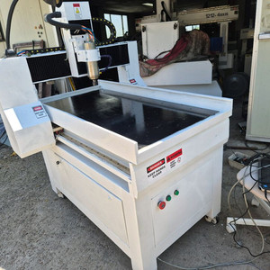 돌및비철 가공가능한 6090 CNC 조각기 이미지