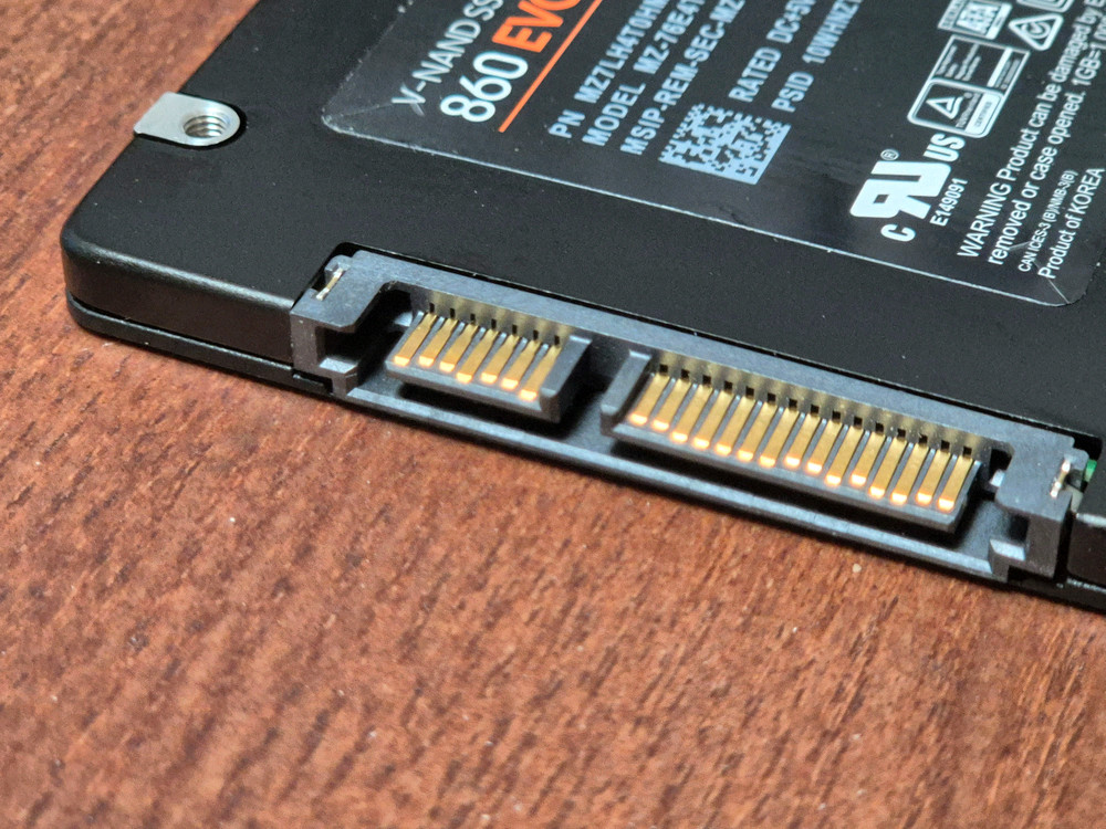 Samsung SSD 860 EVO 4TB (SATA) 이미지