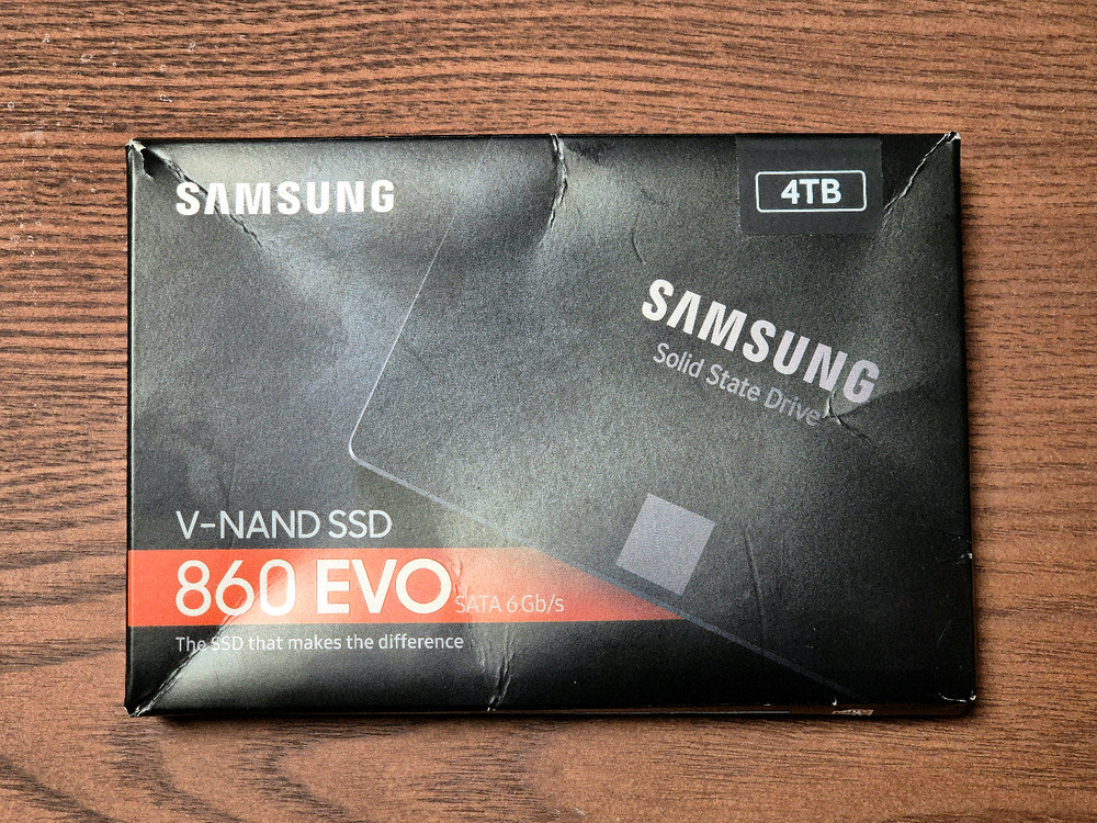 Samsung SSD 860 EVO 4TB (SATA) 이미지