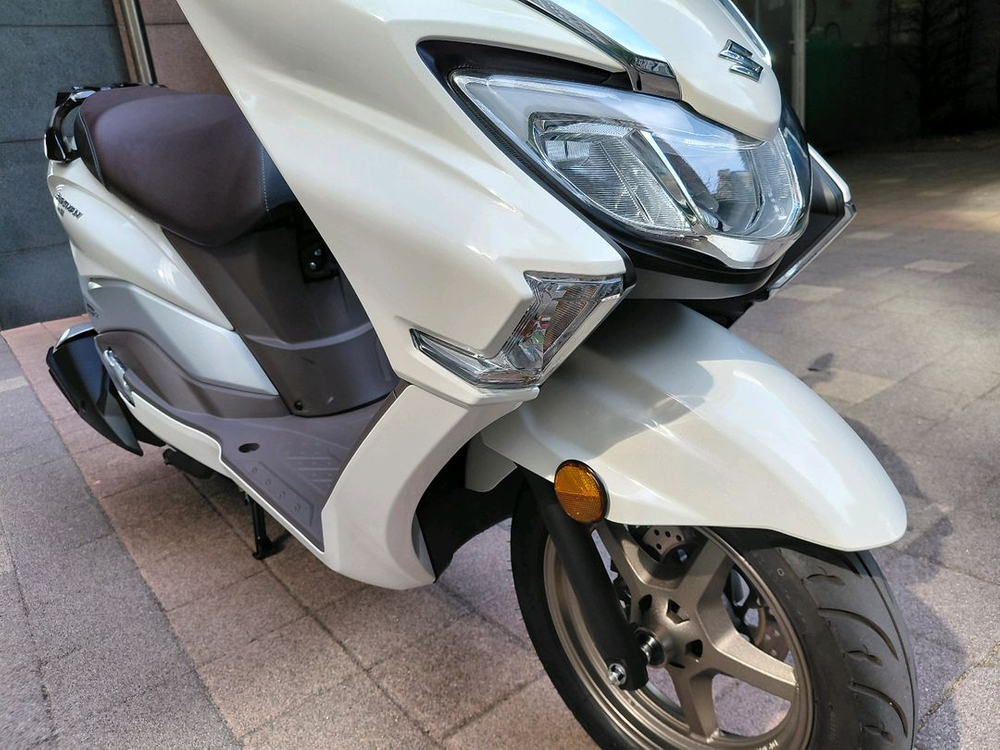 스즈키 버그만 스트리트 EX 125 신차급 팔아요 이미지