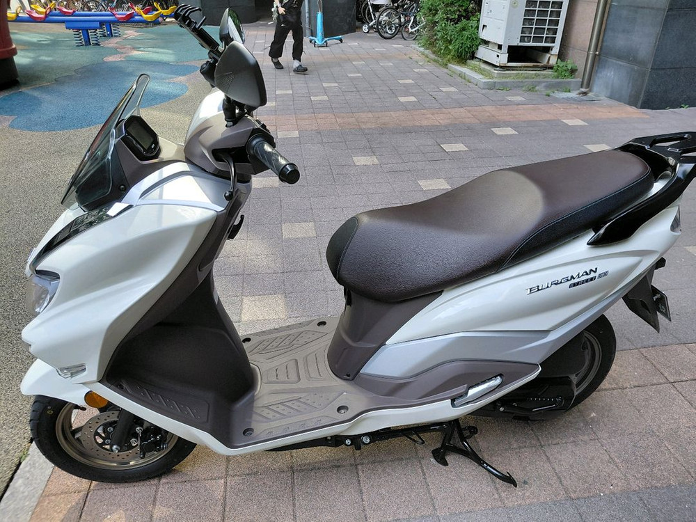 스즈키 버그만 스트리트 EX 125 신차급 팔아요 이미지