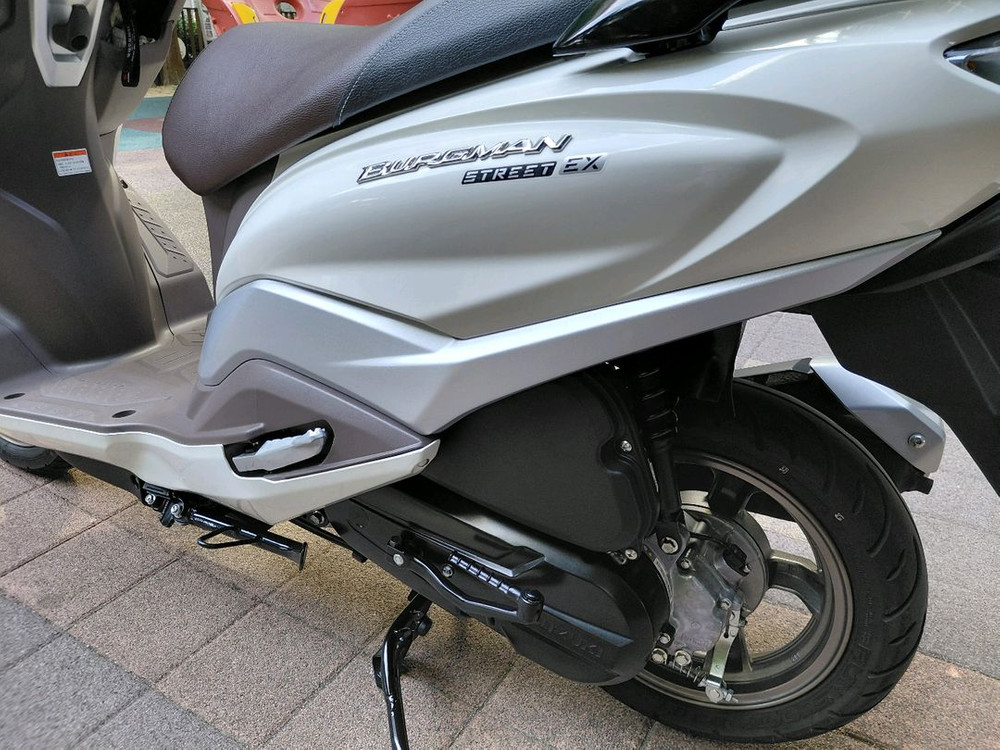 스즈키 버그만 스트리트 EX 125 신차급 팔아요 이미지