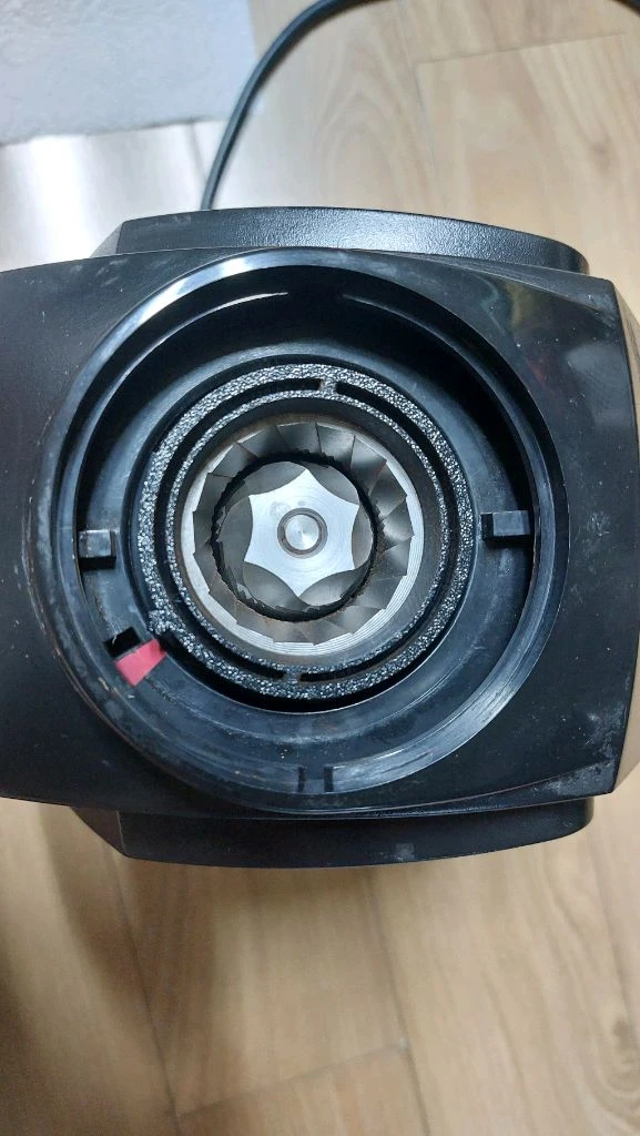 바라짜 엔코 그라인더 블랙 팝니다 이미지