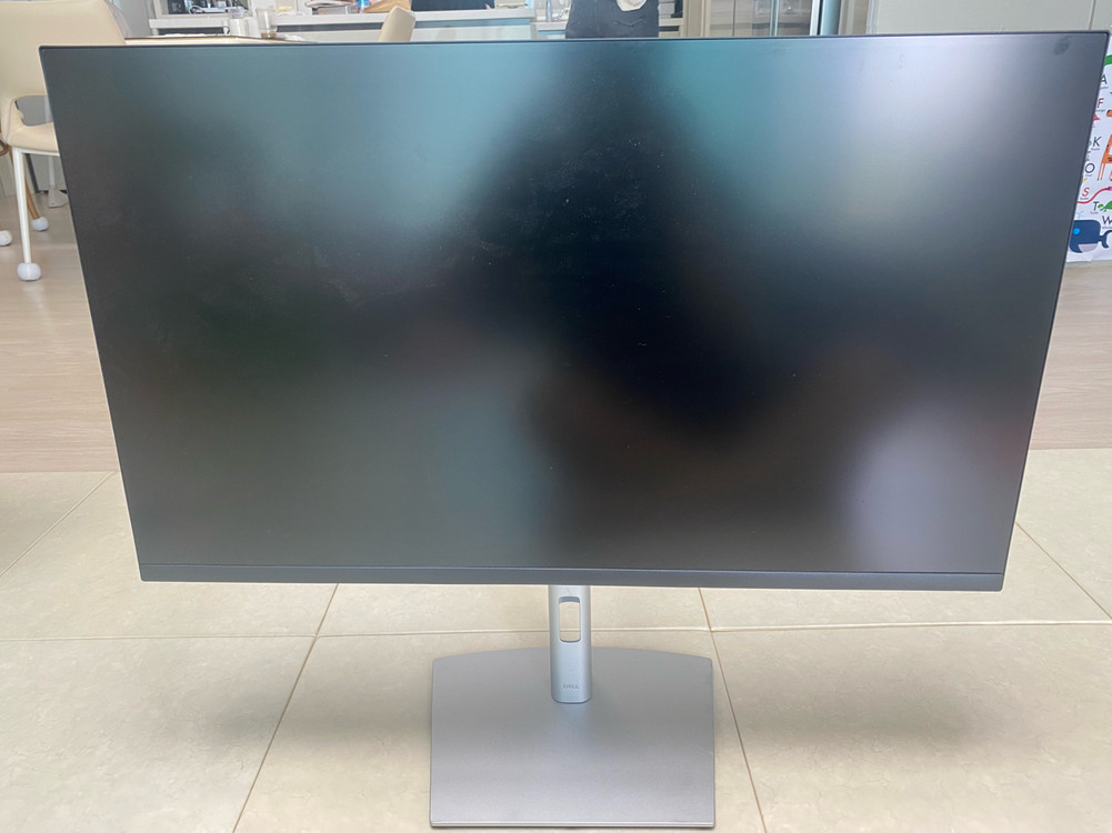 델 32인치 모니터 p3222qe 이미지