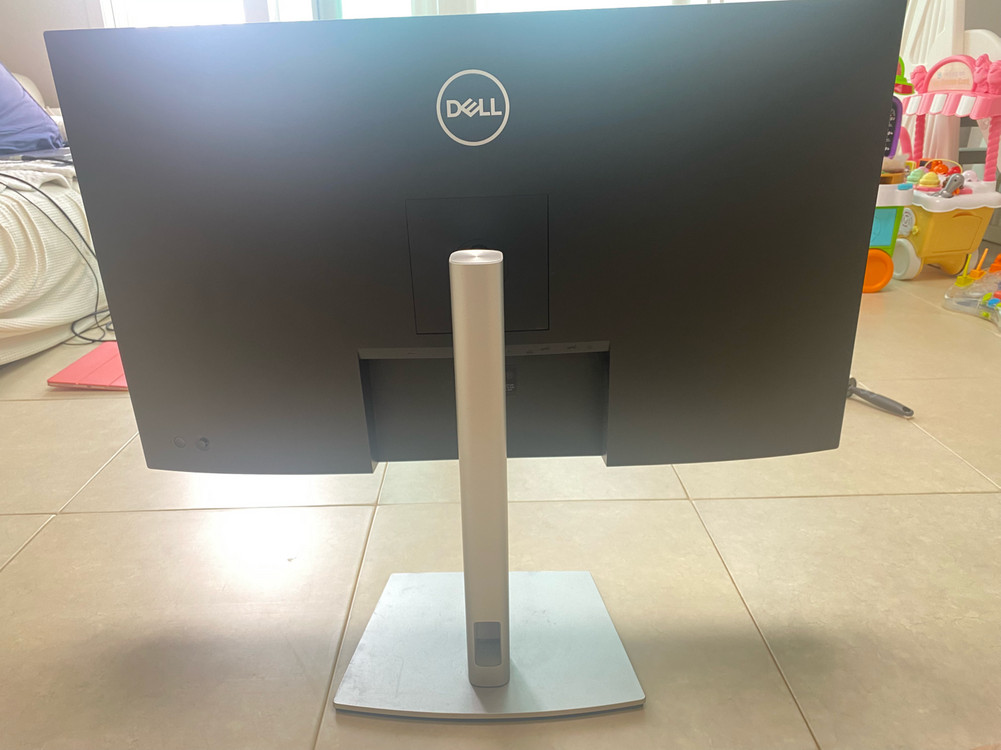 델 32인치 모니터 p3222qe 이미지
