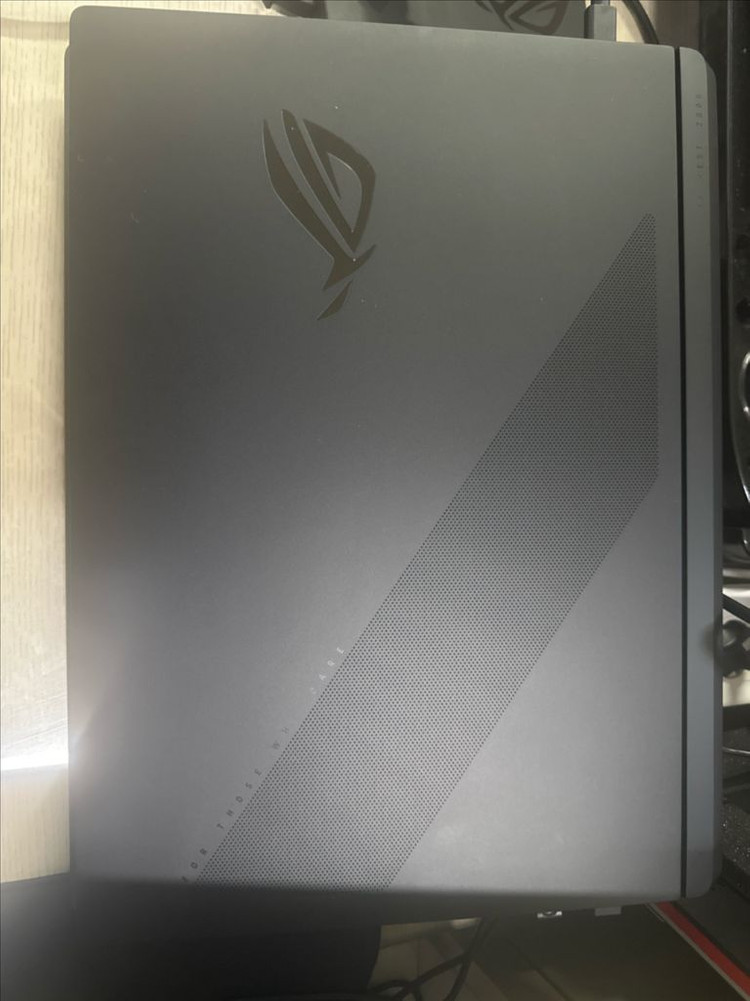 ROG STRIX SCAR 5090 18인치 게이밍노트북(2025년형) 램추가 총 64기가 2TB 이미지