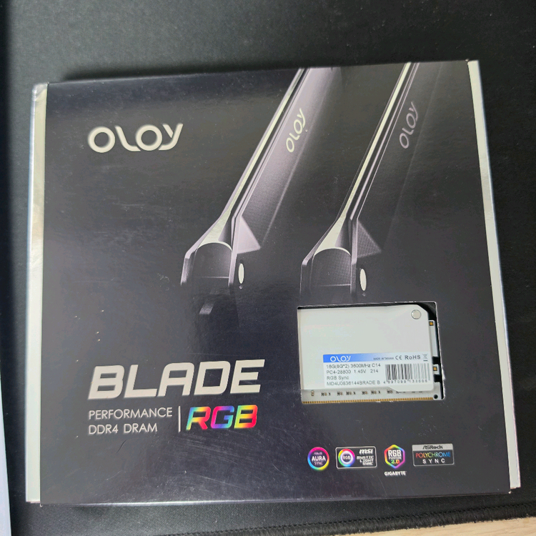 [삼성B다이] OLOy DDR4 3600 CL14 BLADE RGB 화이트 16GB (8Gx2) 팝니다. 이미지