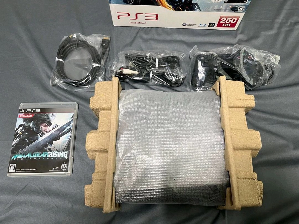 [중고] PS3 메탈기어라이징 리벤저스 참탈 에디션 이미지