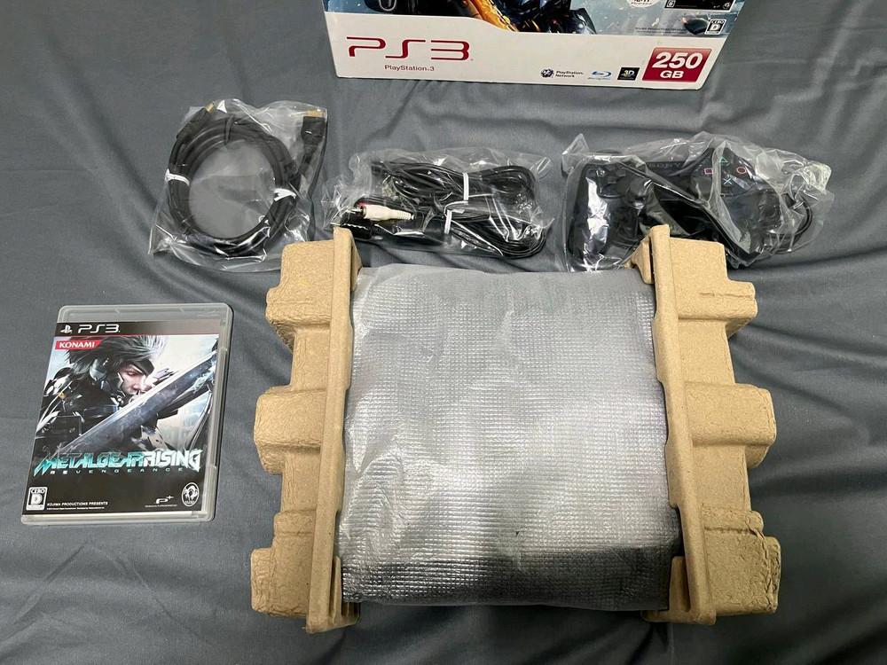 [중고] PS3 메탈기어라이징 리벤저스 참탈 에디션 이미지