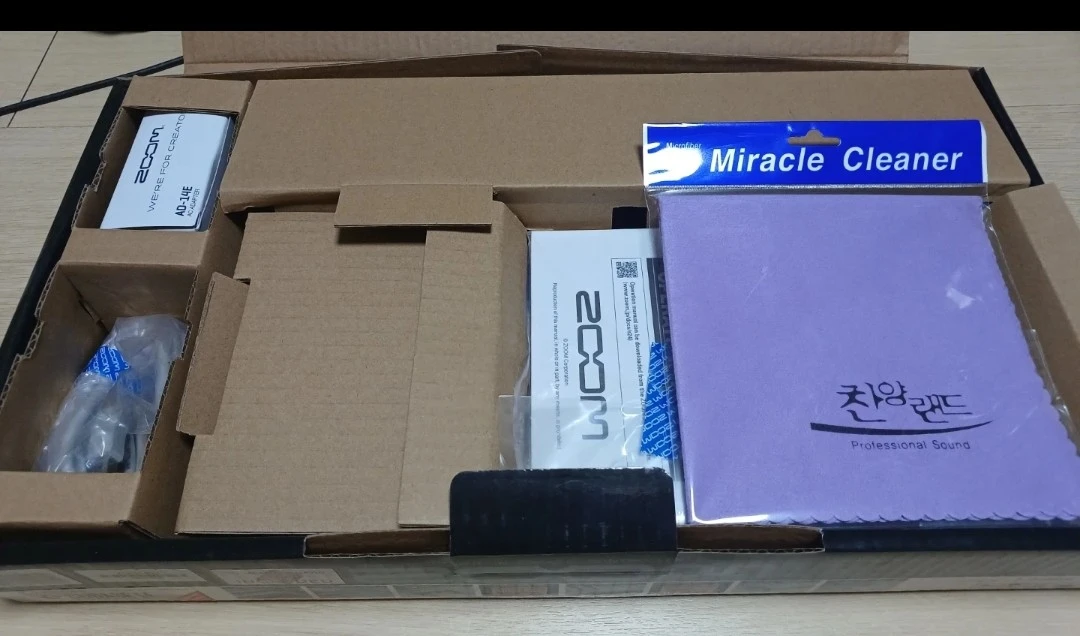 ZOOM R24 멀티트랙 레코더 (앨범제작가능) 이미지