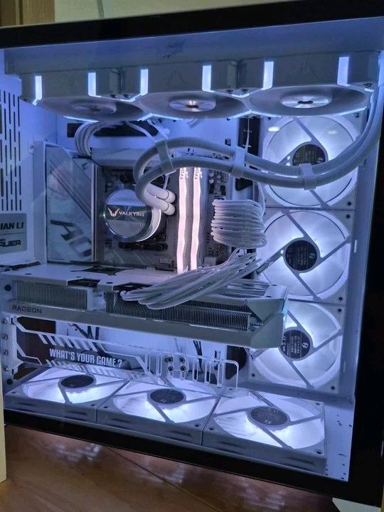 9800x3d, 9070xt, 32gb ram, 1tb 고성능 완본체 판매합니다. - 안심되는 중고거래