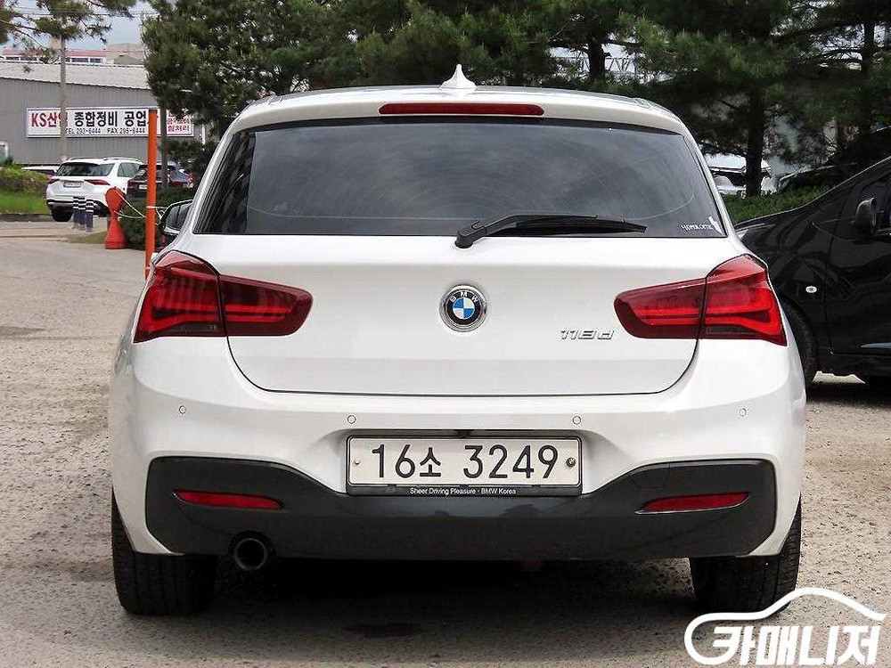 [BMW]1시리즈 (F20) 118d M 스포츠 섀도우 에디션 (5인승) 이미지