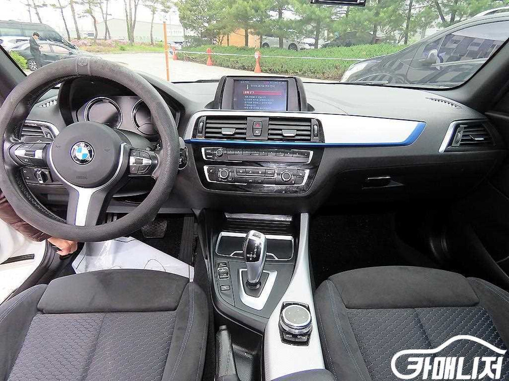 [BMW]1시리즈 (F20) 118d M 스포츠 섀도우 에디션 (5인승) 이미지
