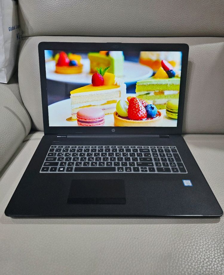 17인치 HP 가성비 사무용 노트북(외관A급,램8GB,256GB) 이미지