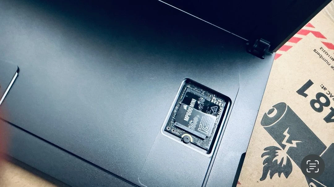 서피스프로11 U7 루나레이크 2TB 16g Ram OLED 이미지