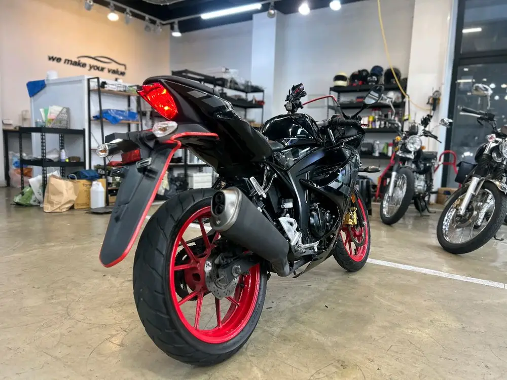 스즈키 GSX-R125 21년 1만km 무사고차량 이미지