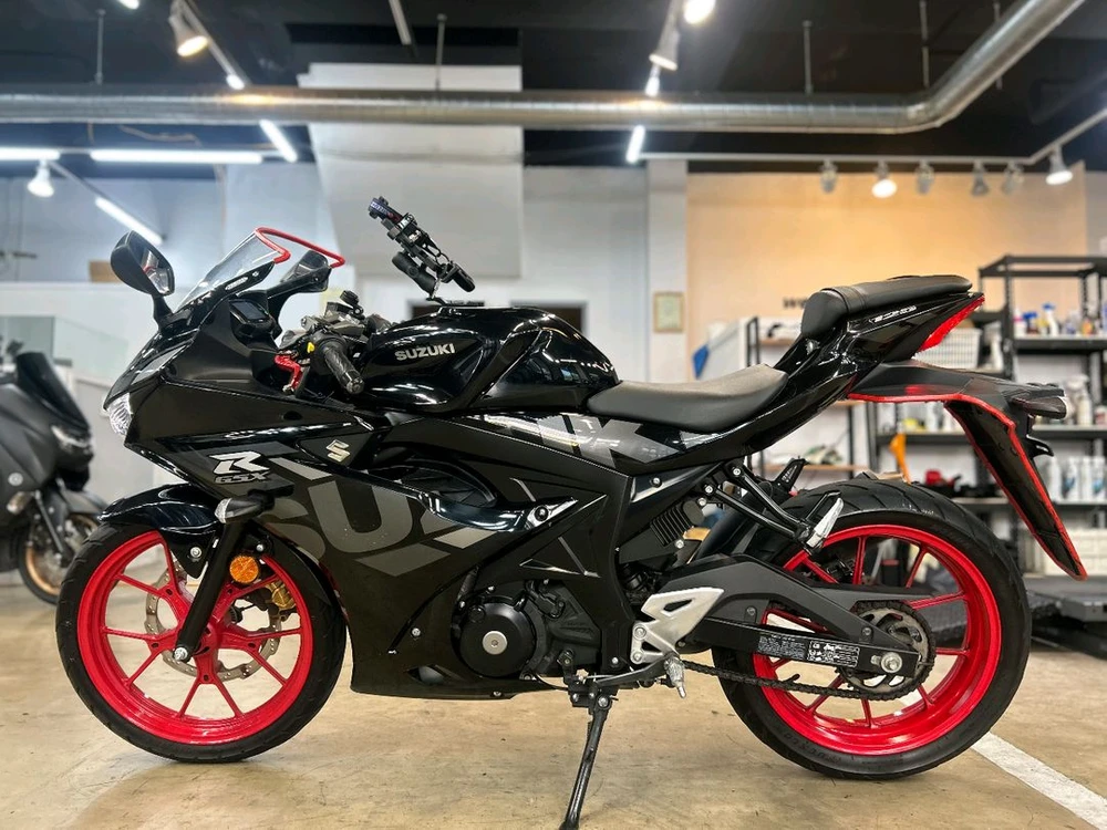 스즈키 GSX-R125 21년 1만km 무사고차량 이미지
