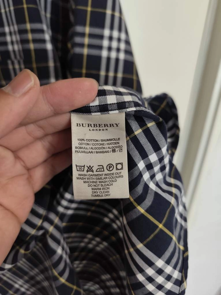 L 버버리 오버핏 네이비 클래식 체크 코튼 셔츠 이미지