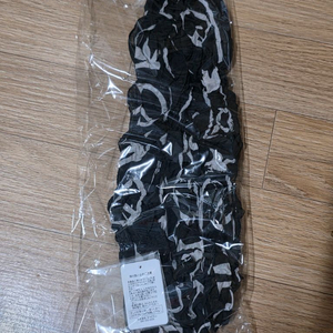 캐피탈 워시드 실크 모가 스카프 라이브 피스 블랙 이미지