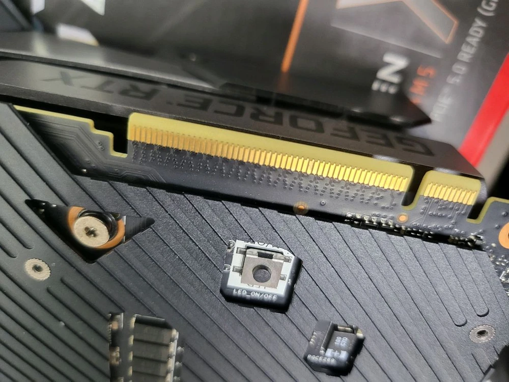 rtx2080ti asus matrix 이미지