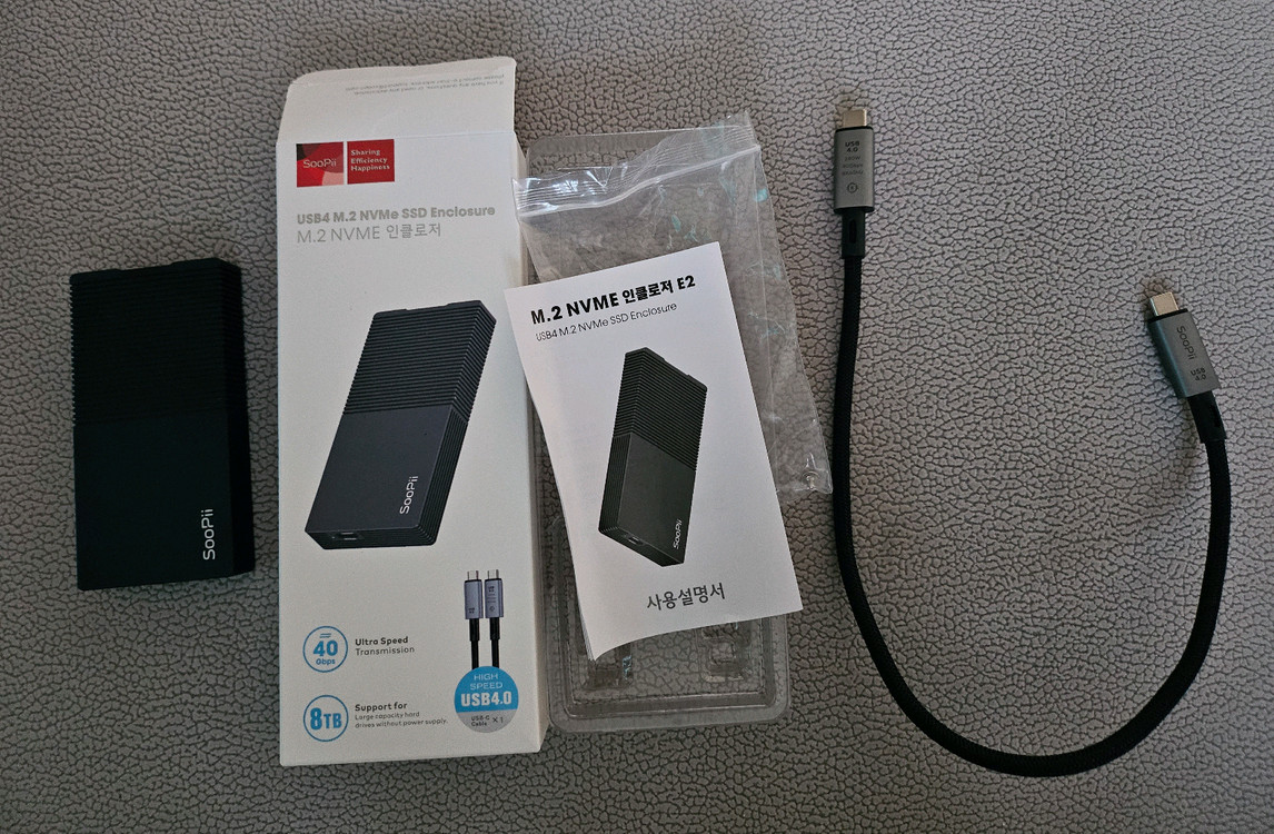 FUTURE HIKSEMI PCIe 4.0 4TB + USB4 40G 썬더볼트4 NVMe M.2 SSD E2 케이스 이미지