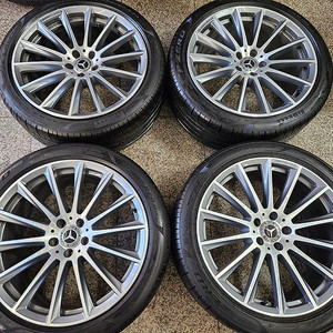 벤츠 W223 S클래스 S500 AMG 마차휠 정품 20인치 휠타이어 이미지