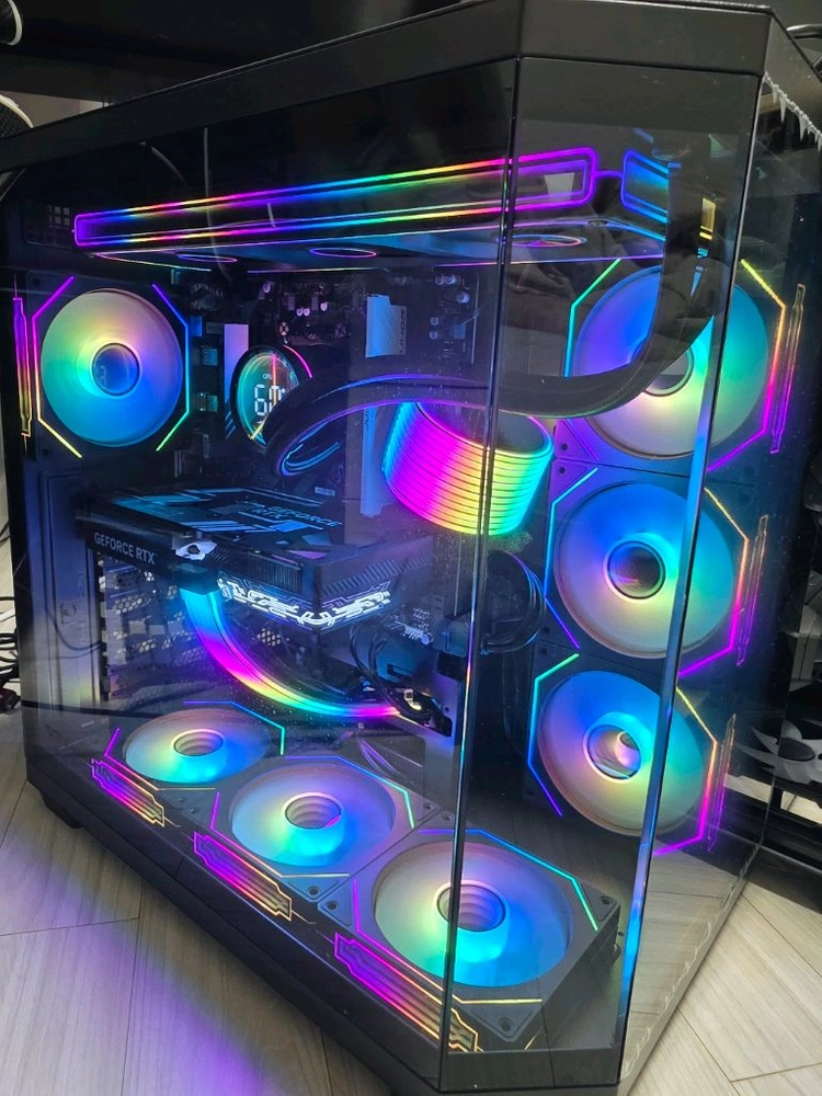 라이젠7 7800X3D RTX5070 미사용PC 이미지