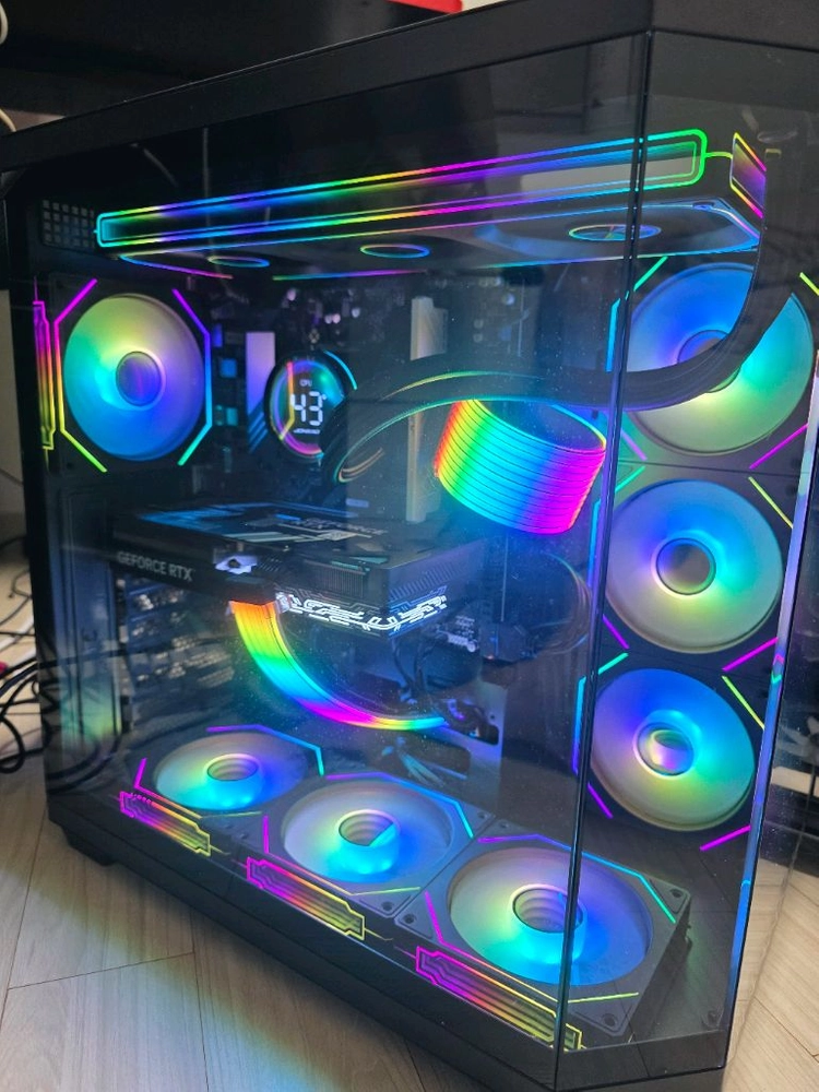 라이젠7 7800X3D RTX5070 미사용PC 이미지