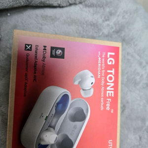 LG tone free UT90S 이미지