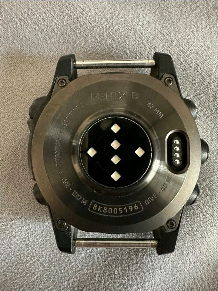 가민피닉스8 47mm 아몰레드 풀박스 이미지
