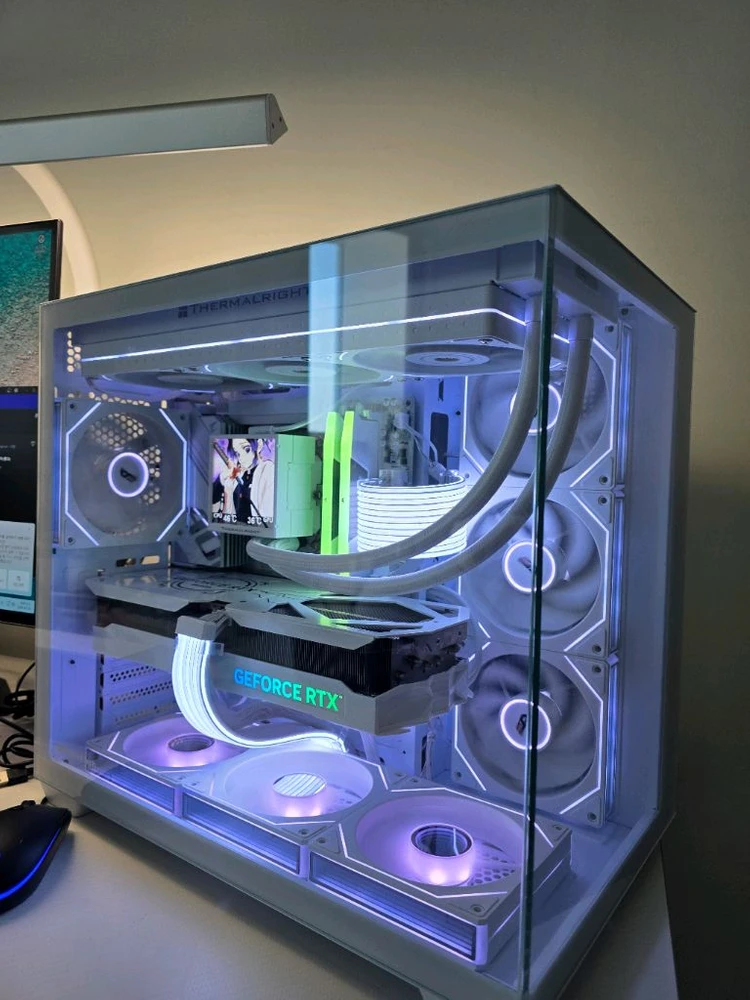 라이젠7 9800X3D RTX5080화이트 신품PC 이미지