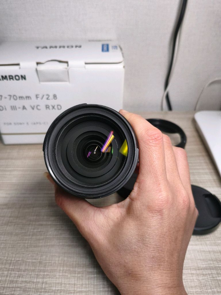 탐론 17-70mm f2.8 렌즈. 소니용 이미지