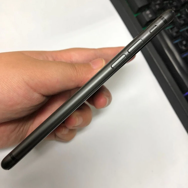 아이폰8 256GB 블랙 카메라무음 중고폰 배터리100% 인스타 사진폰 204144 이미지